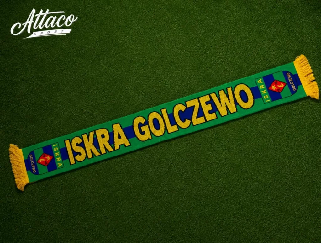 Strikket skjerf til Iskra Golczewo